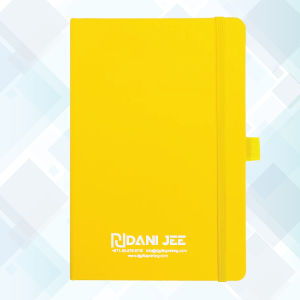 Nootbook Mockups copy-08